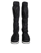 Schwarze gesteppte High-Top-Boots-Sneaker