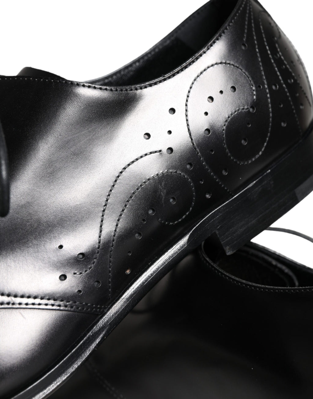 Schwarze Derby-Herrenschuhe aus Kalbsleder