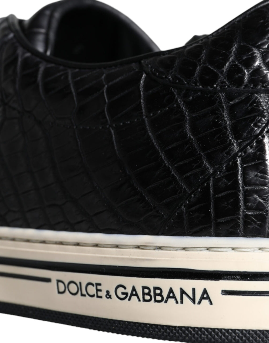 Herren-Sneaker aus schwarzem Leder, halbhoch
