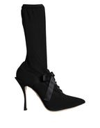 Schwarze Stiletto-Absatzstiefel
