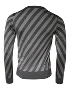 Grau gestreifter langärmliger Rundhals-Pullover