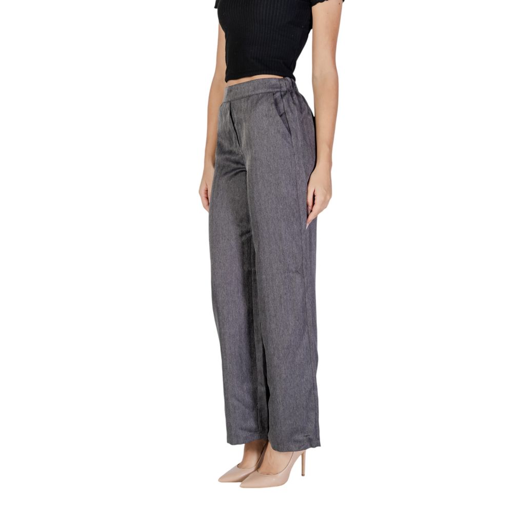 Graue lässige Polyesterhose