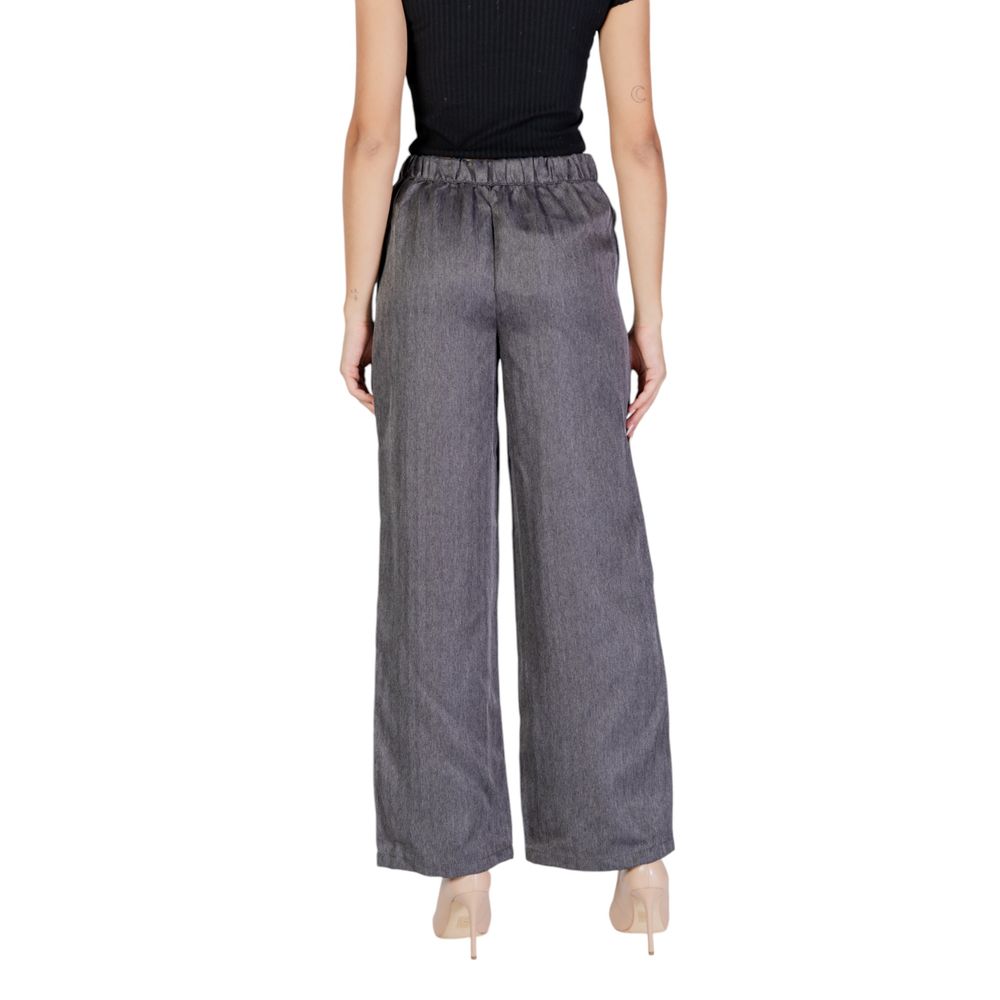 Graue lässige Polyesterhose