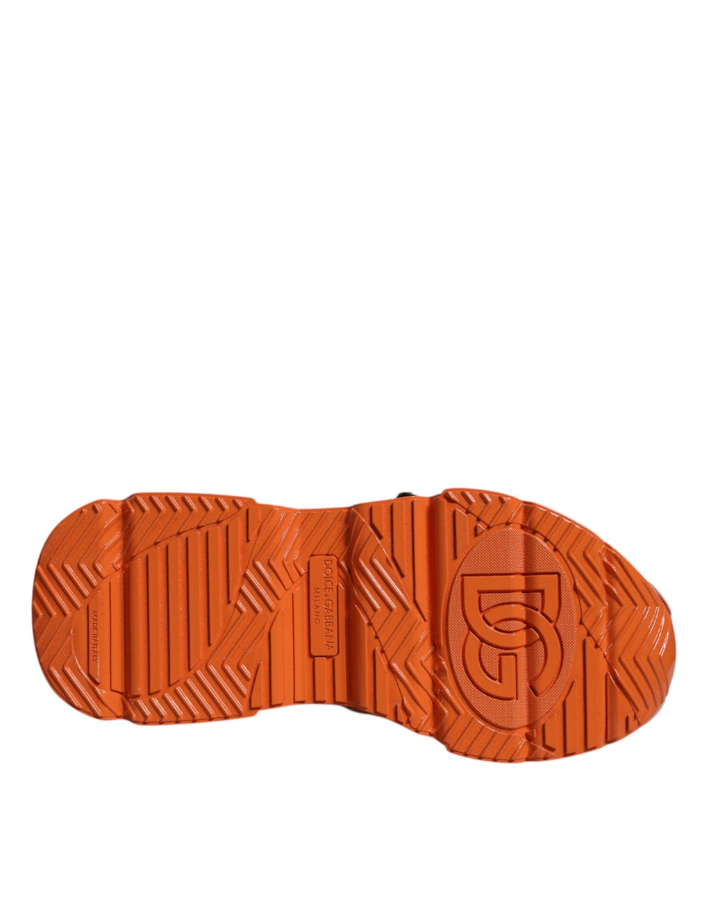 Orangefarbene klobige High-Top-Sneaker mit mehreren Einsätzen