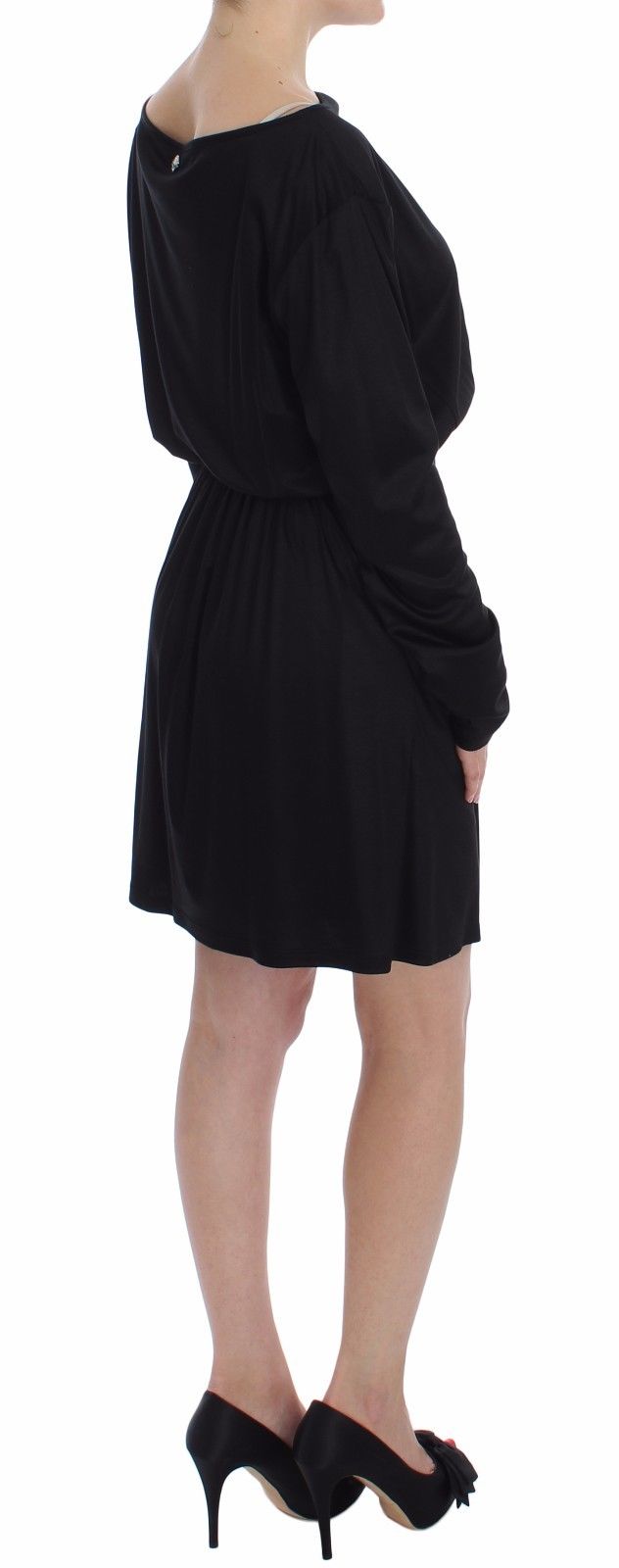 Schwarzes Modal-Seiden-Shiftkleid bis zum Knie