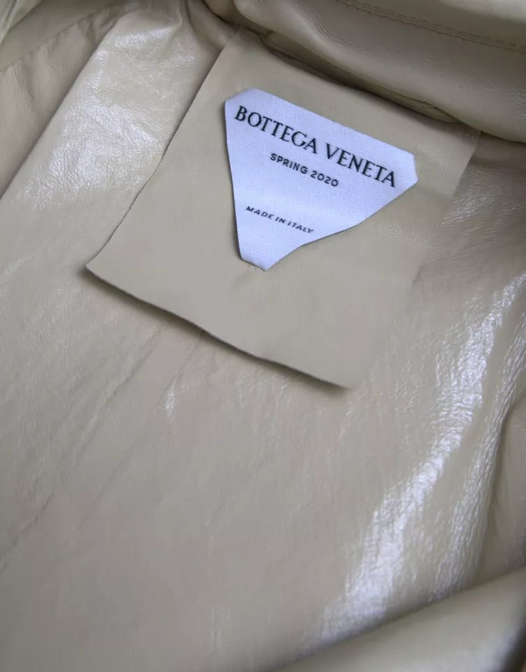 Trenchcoat-Jacke aus beigem Lammleder