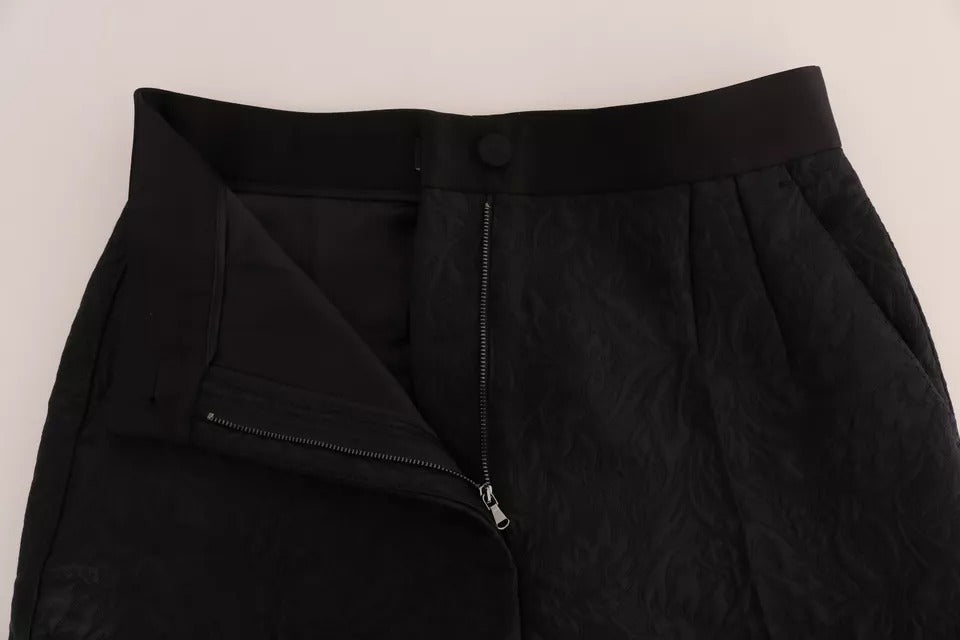 Hose aus schwarzem Blumenbrokat mit hoher Taille