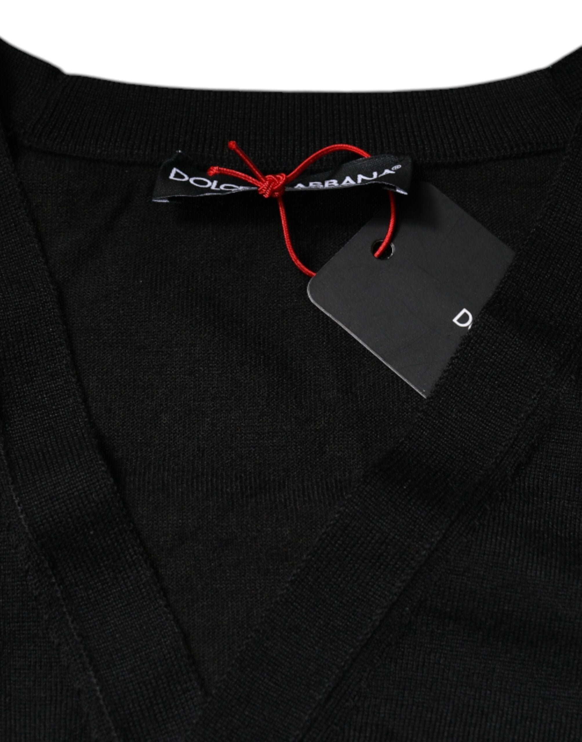 Schwarzer Kaschmir-Cardigan mit Knöpfen