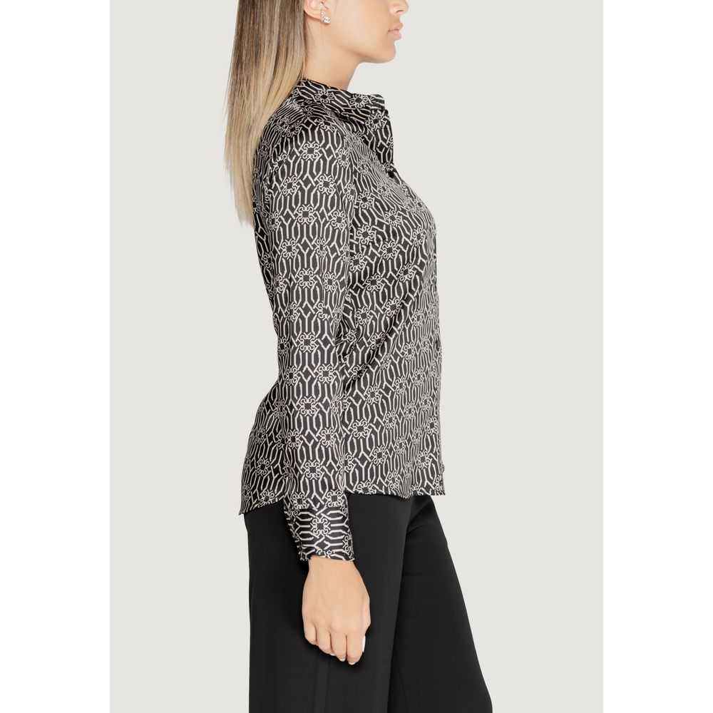 Schwarze Polyesterbluse