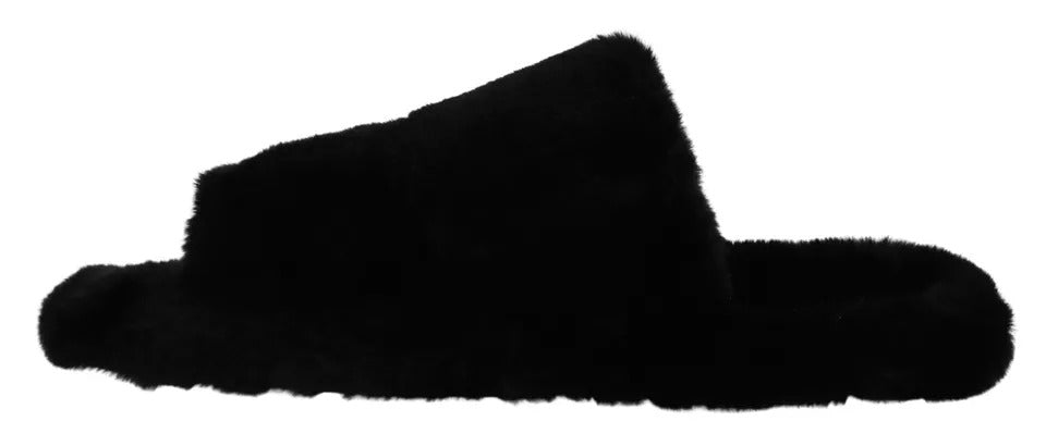 Sandals with flat sole for men, in black polyester and faux fur.