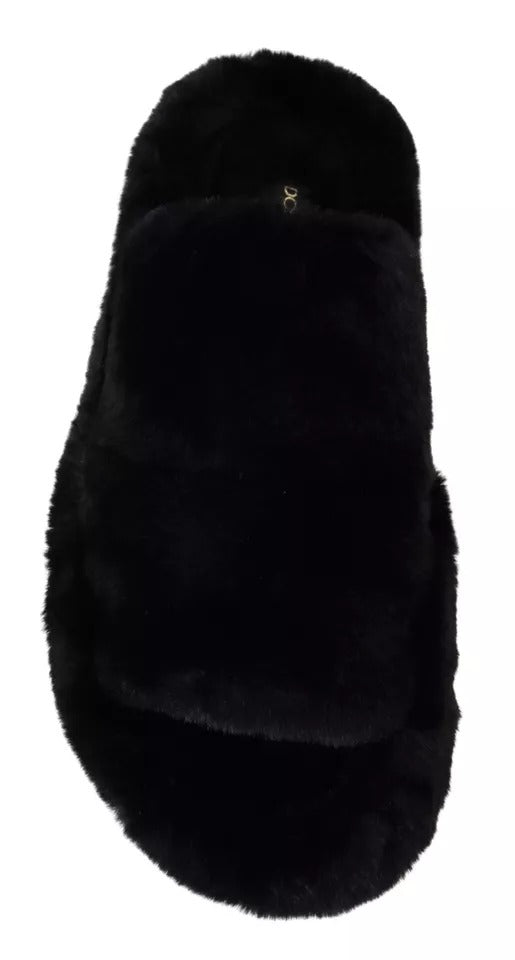 Sandals with flat sole for men, in black polyester and faux fur.