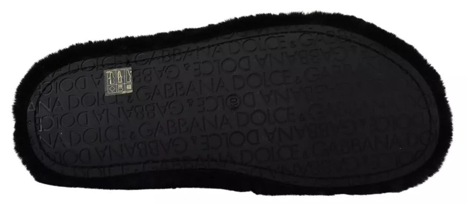 Sandals with flat sole for men, in black polyester and faux fur.