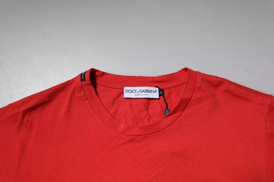 Rundhals-T-Shirt aus Baumwolle mit DG Logo Patch in Rot