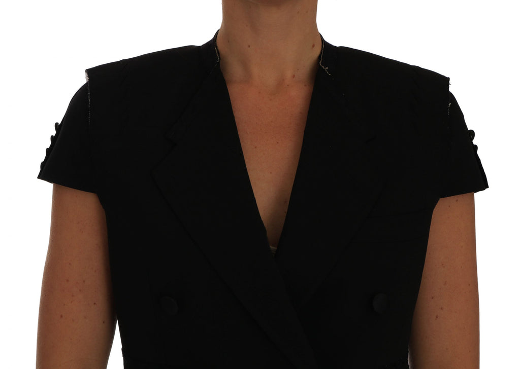 Schwarze kurz geschnittene Blazerjacke