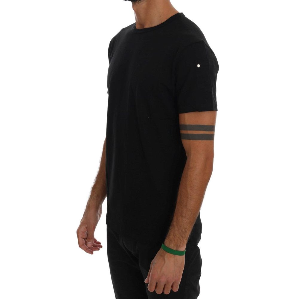 Schwarzes Baumwoll-T-Shirt