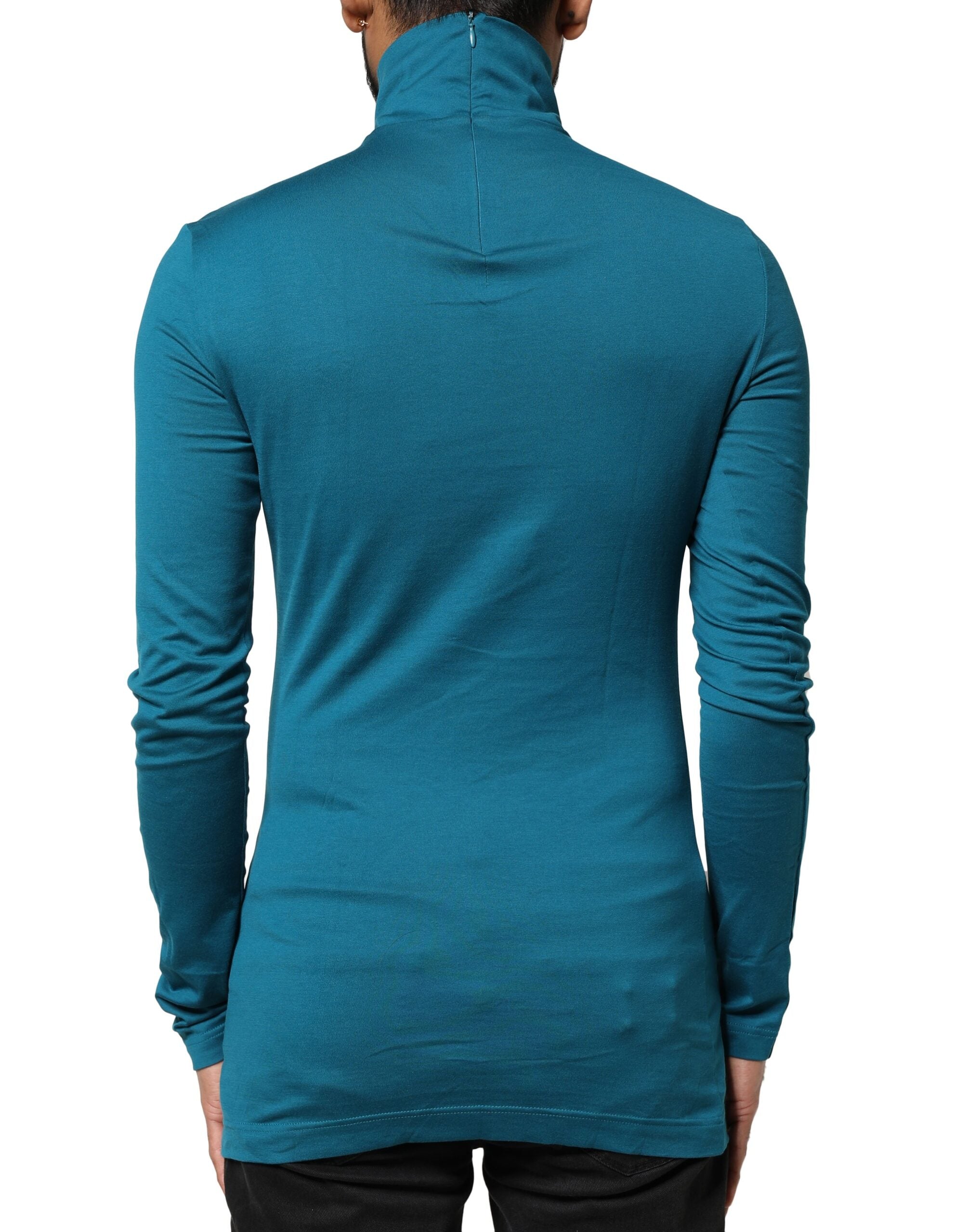 Blauer Baumwollrollkragenpullover mit langen Ärmeln