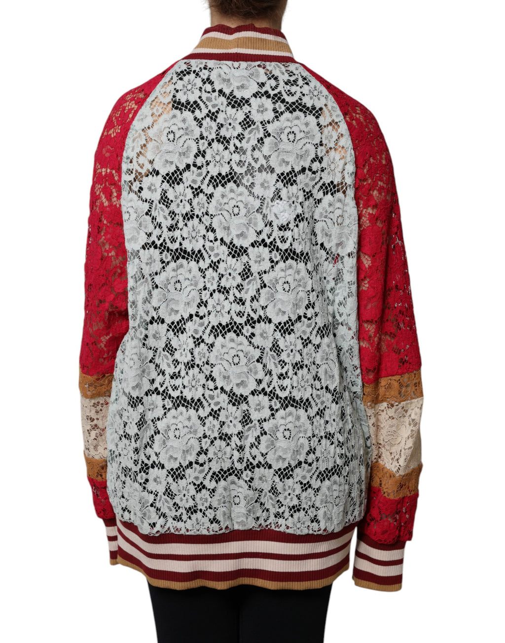 Mehrfarbige Strickjacke aus floraler Spitze