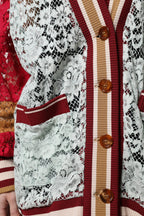 Mehrfarbige Strickjacke aus floraler Spitze