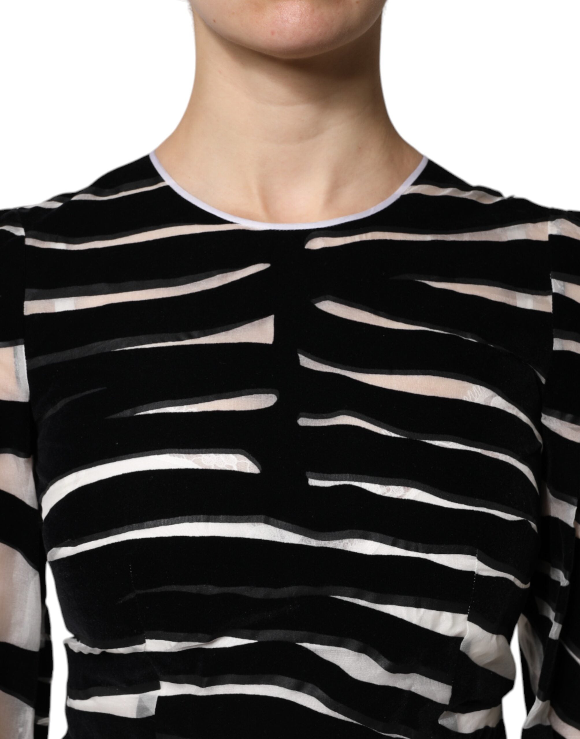 Schwarz-weißes Zebra-Minikleid in A-Linie aus Scheide