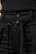 High-Waist Cargo-Hose aus schwarzer Baumwolle