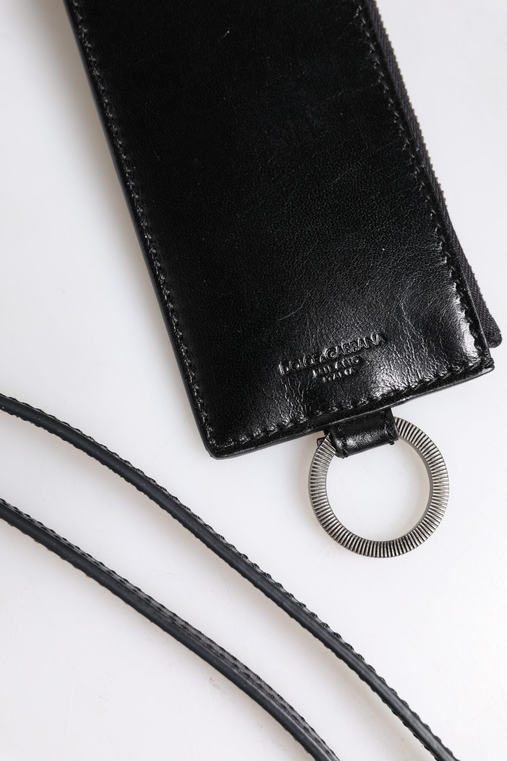Schwarzes Leder Lanyard Kartenetui mit Logo-Prägung