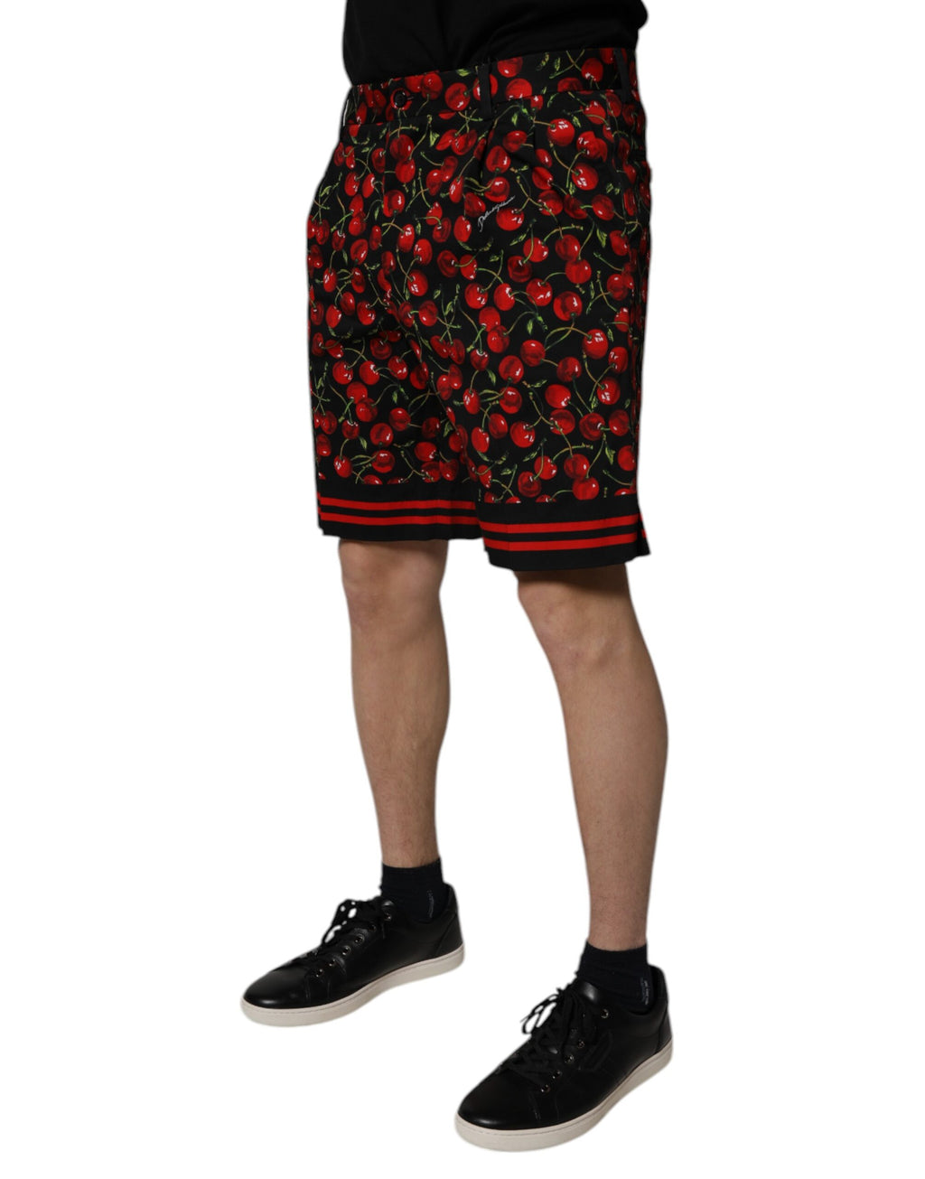 Schwarze Bermuda-Shorts aus Baumwolle mit Kirschprint