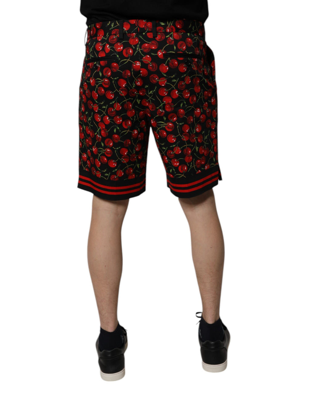 Schwarze Bermuda-Shorts aus Baumwolle mit Kirschprint