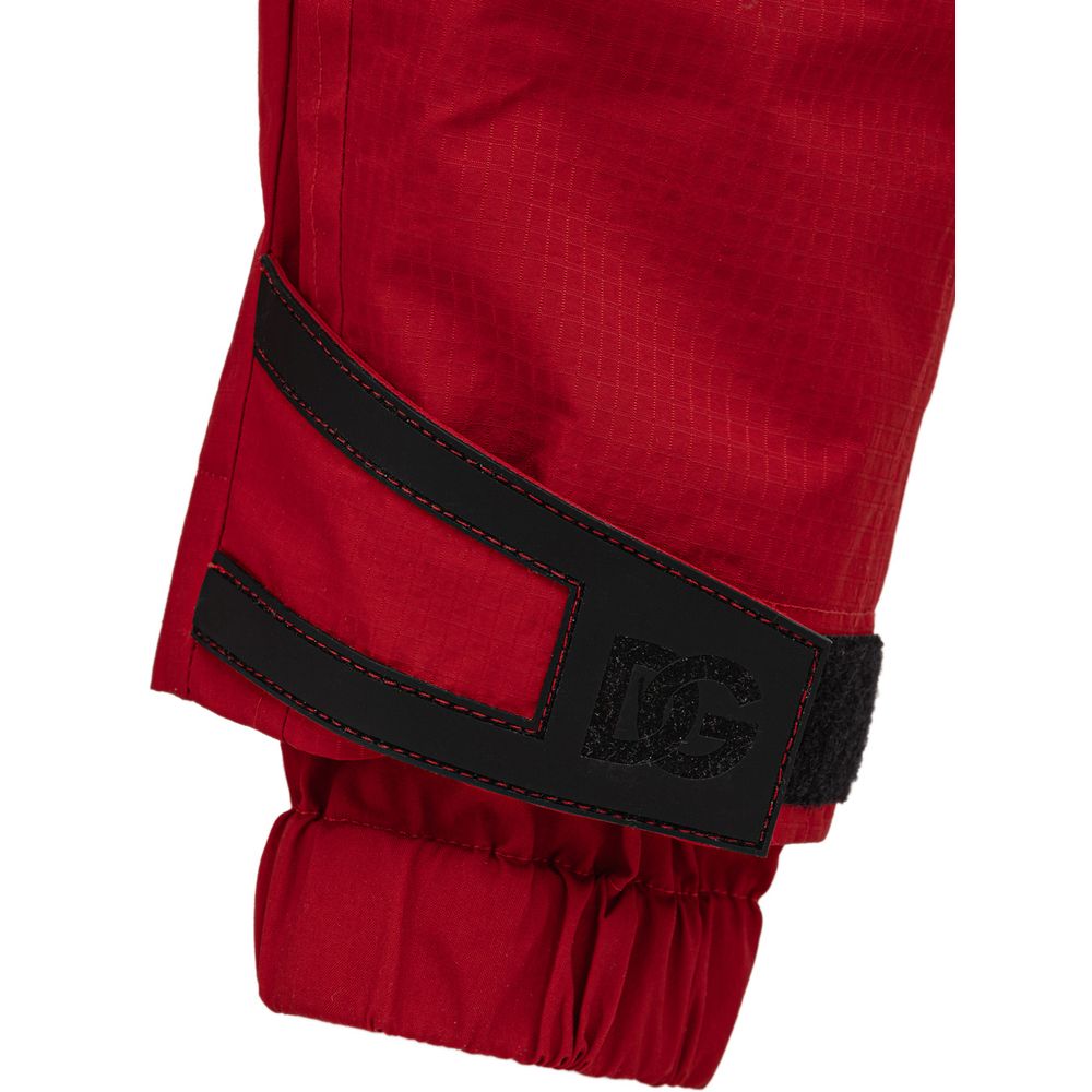 Rote Polyamid-Sporthose
