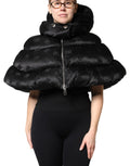 Schwarze, wattierte Pufferjacke mit Kapuze, durchgehendem Reißverschluss, in Cropped-Passform