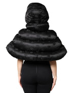 Schwarze, wattierte Pufferjacke mit Kapuze, durchgehendem Reißverschluss, in Cropped-Passform