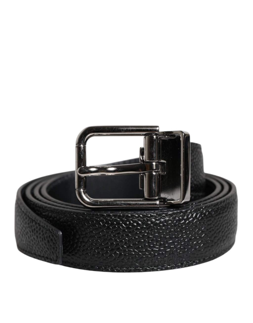 Gürtel aus schwarzem Kalbsleder mit klassischer Metallschnalle