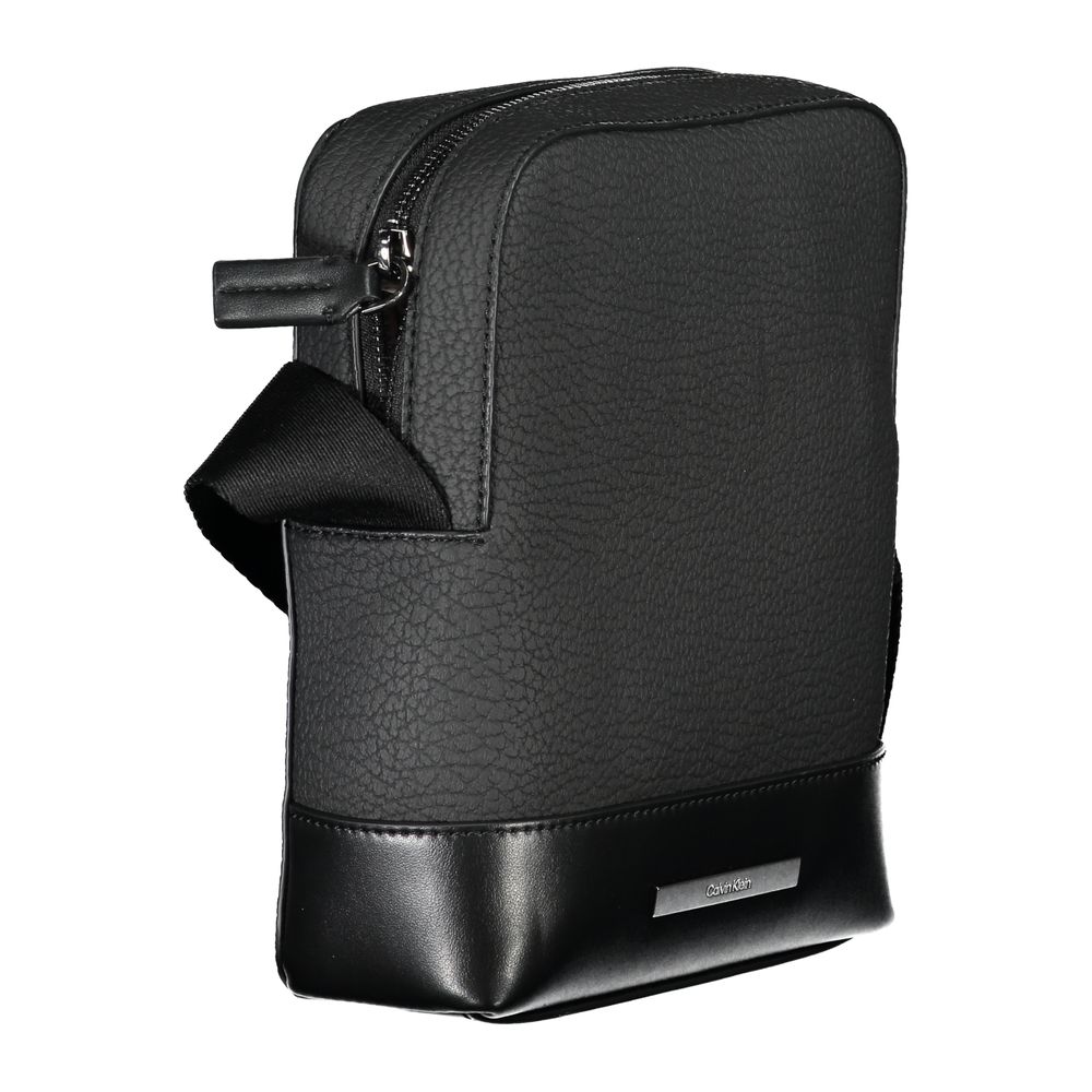 Elegante schwarze Umhängetasche mit Kontrastdetails