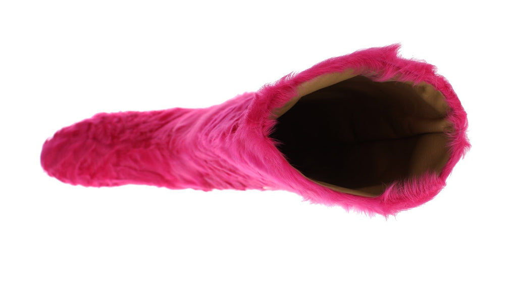 Flache Stiefel aus rosafarbenem Lammfell-Leder