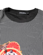 Schwarzes T-Shirt mit grafischem Muster und kurzen Ärmeln