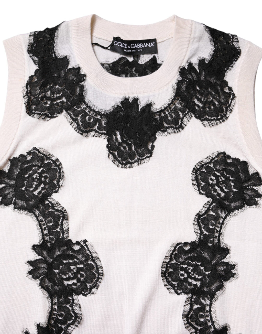 Weißes Kaschmir-Tanktop mit floralen Spitzendetails