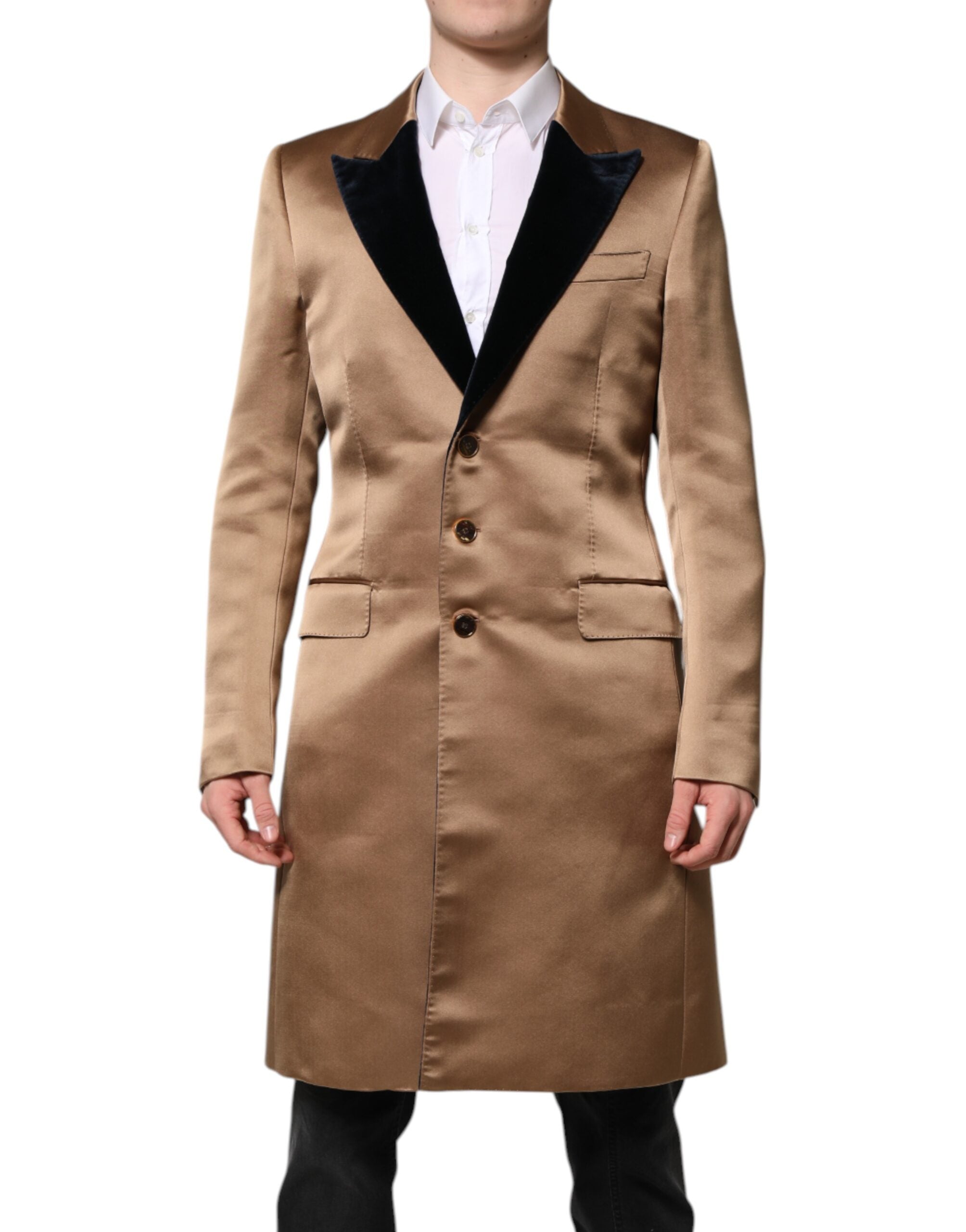 Brauner Seidentrenchcoat mit einer Knopfleiste