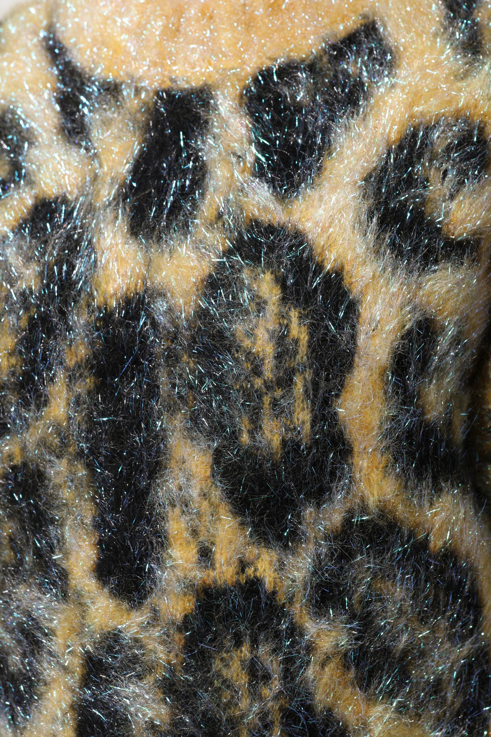 Mehrfarbiger Leopard Mohair Rundhalspullover