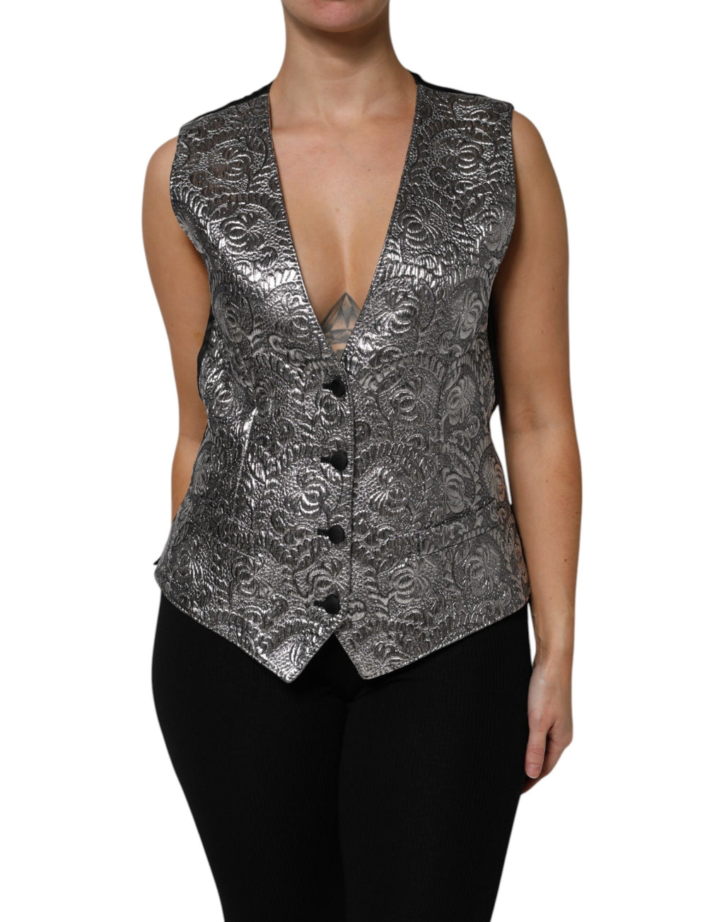 Silbernes ärmelloses Jacquard-Westenoberteil mit Blumenmuster