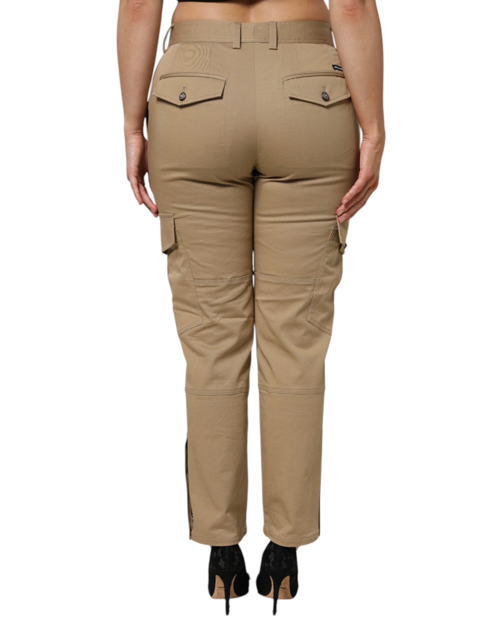 Braune Baumwoll-Cargohose mit schmal zulaufendem Bein