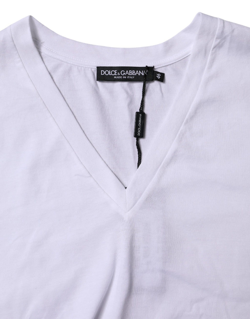 Weißes Baumwoll-T-Shirt mit kurzen Ärmeln und V-Ausschnitt
