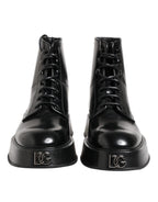 Stivaletti con logo in pelle nera con lacci