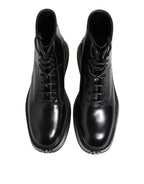 Stivaletti con logo in pelle nera con lacci