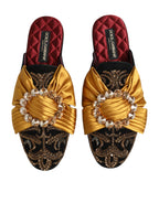 Mehrfarbige verzierte flache Sandalen