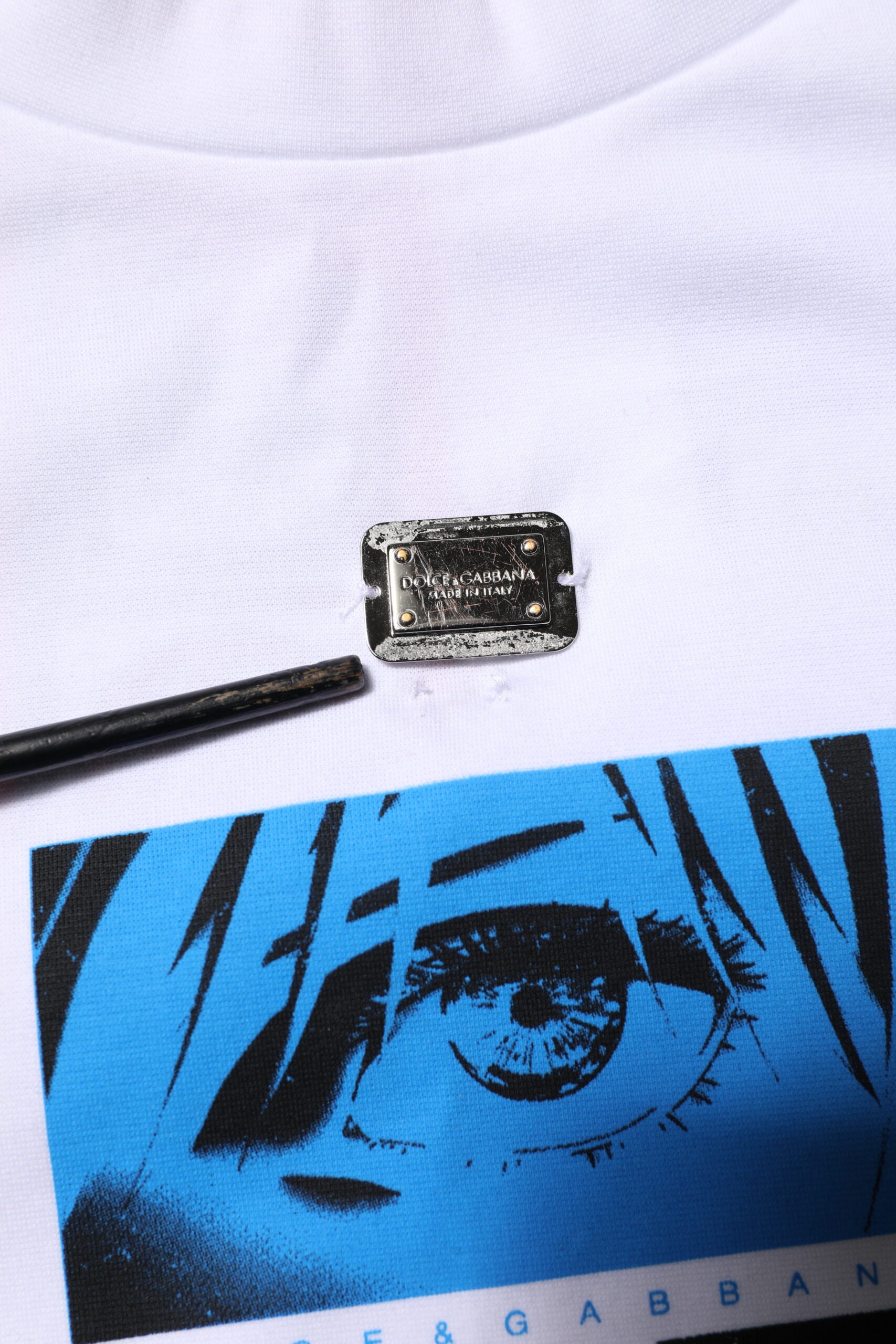 Weißes T-Shirt mit Rundhalsausschnitt und Grafikdruck aus Baumwolle