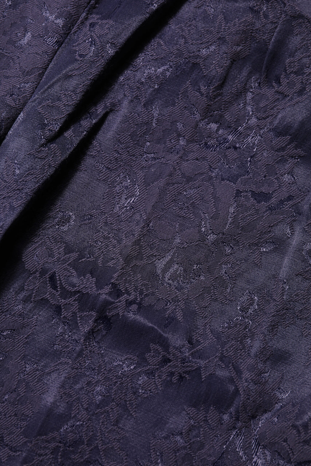Violette Jacquard-Hose mit hohem Bund