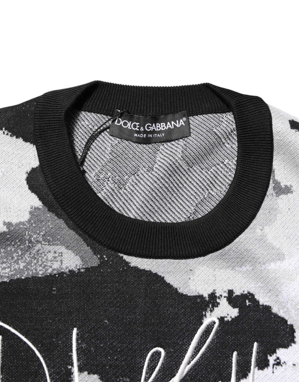 Mehrfarbiger Camouflage-Pullover aus Seide