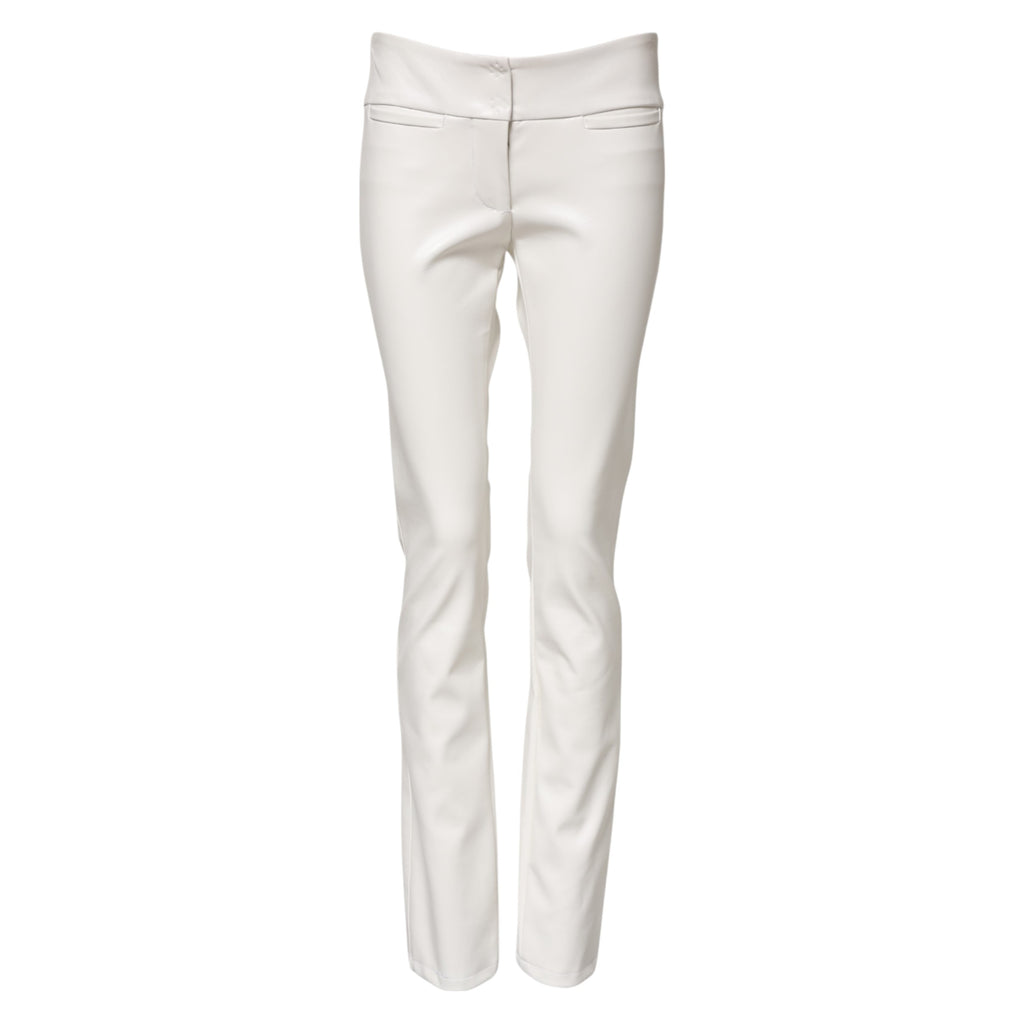 Weiße High-Waist-Hose aus Polyurethan mit schmal zulaufendem Bein