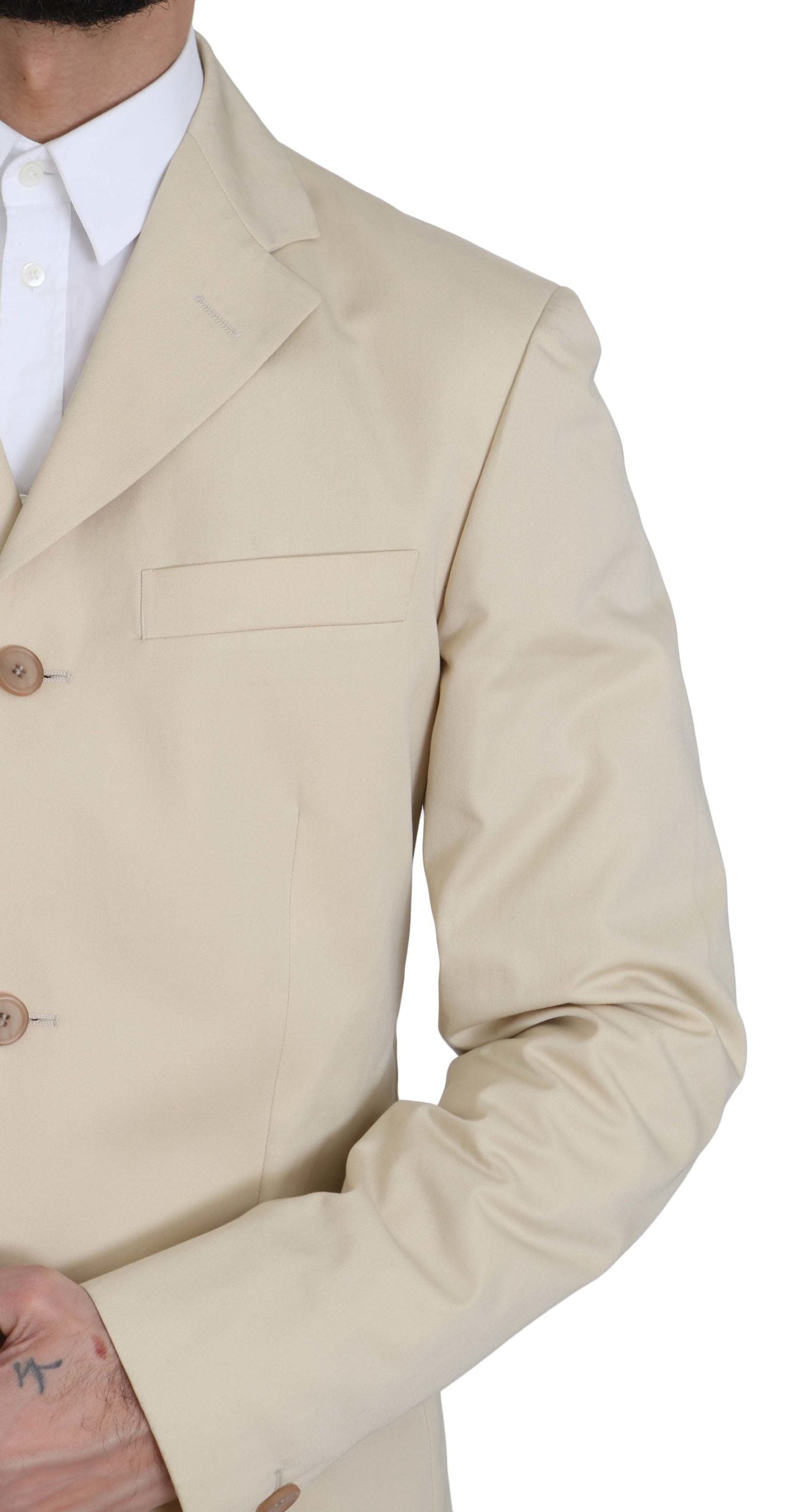 Zweiteiliger beige Baumwollanzug mit 3 Knöpfen