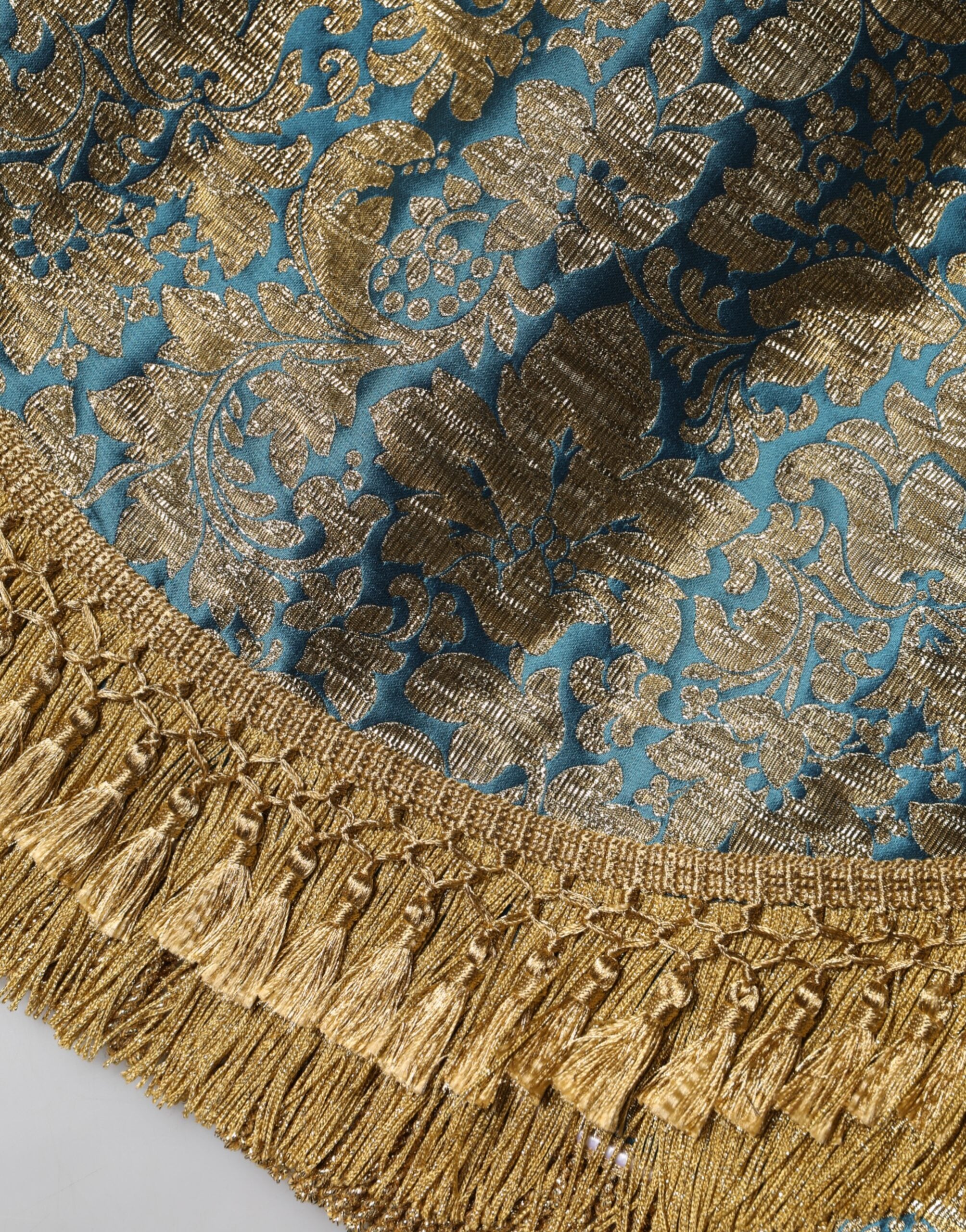 Blauer Minirock mit Jacquardblumen und Quasten