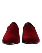 Rote Slipper aus Baumwollsamt für festliche Anlässe
